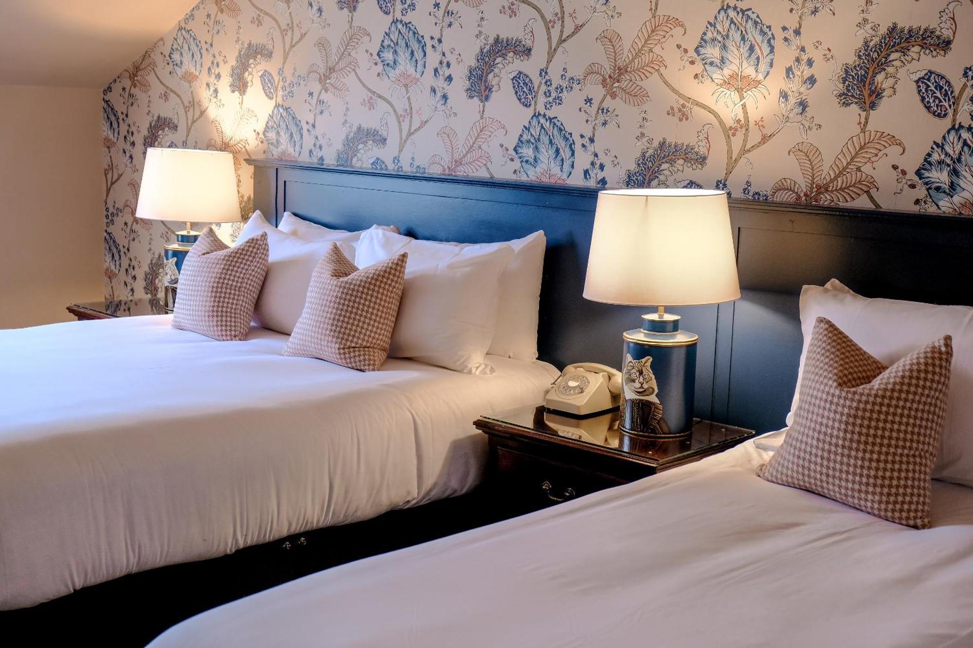 The Abbeyleix Manor Hotel Экстерьер фото